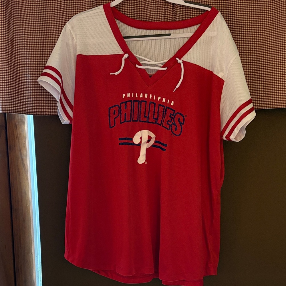 Majestic Red and White Philadelphia Phillies Women's Top